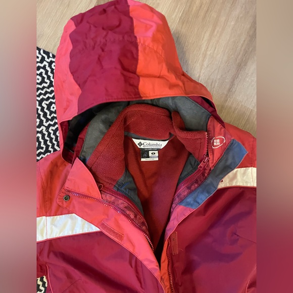 Columbia Women's Hikebound™ II Interchange Jacket - Picture 3 of 6